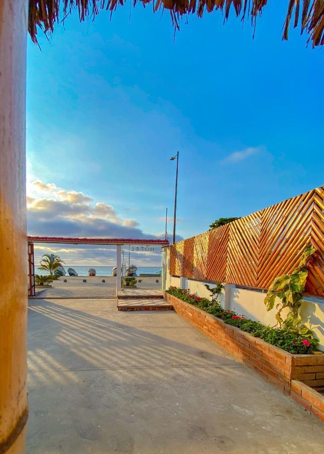 Whale House Hotel Puerto López المظهر الخارجي الصورة