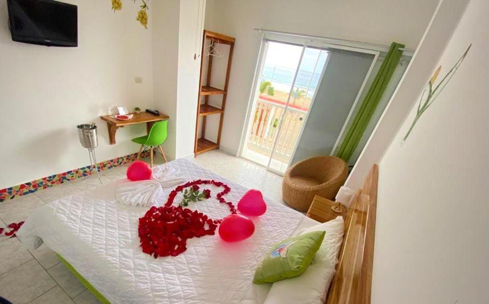 Whale House Hotel Puerto López المظهر الخارجي الصورة