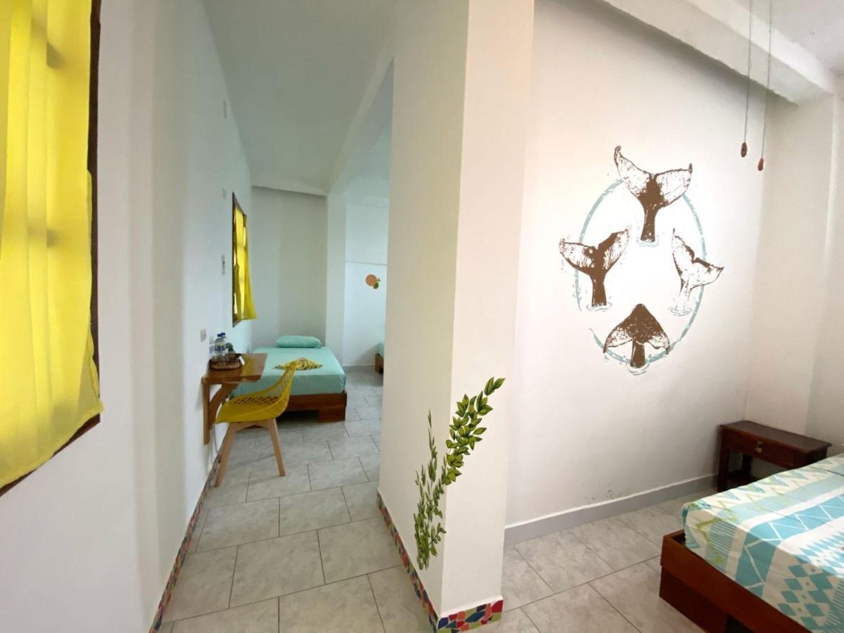 Whale House Hotel Puerto López المظهر الخارجي الصورة