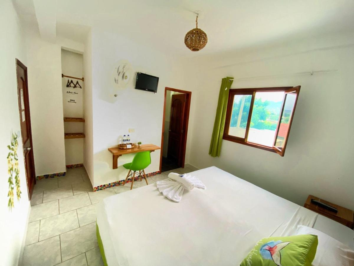 Whale House Hotel Puerto López المظهر الخارجي الصورة