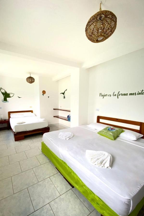 Whale House Hotel Puerto López المظهر الخارجي الصورة