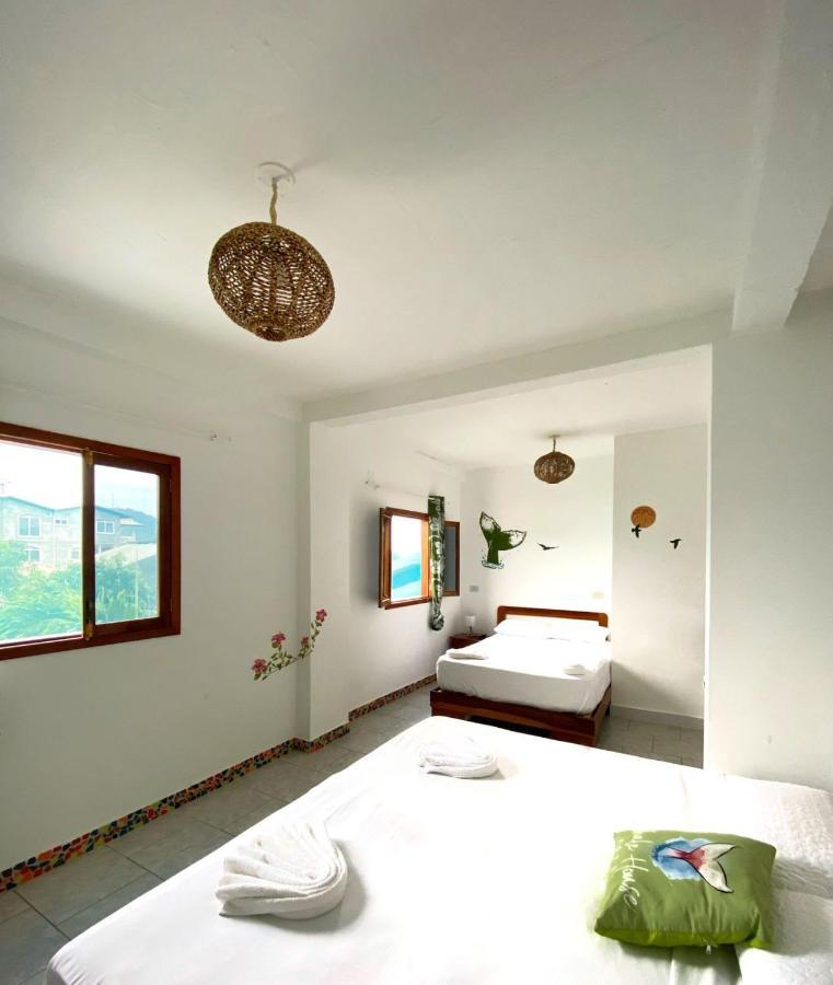 Whale House Hotel Puerto López المظهر الخارجي الصورة