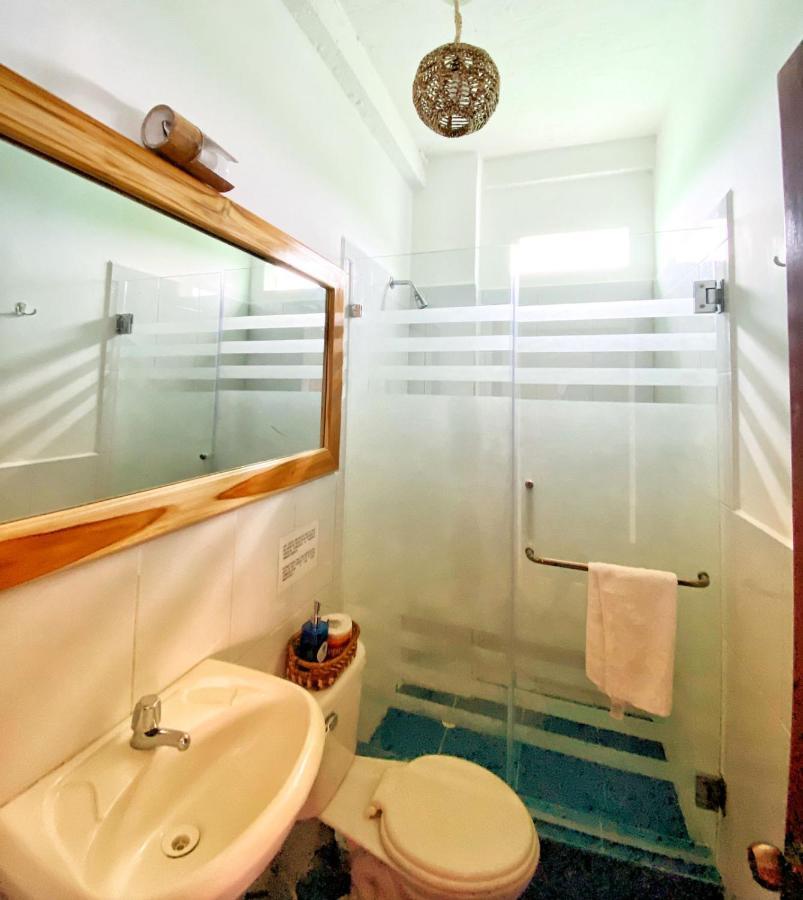 Whale House Hotel Puerto López المظهر الخارجي الصورة