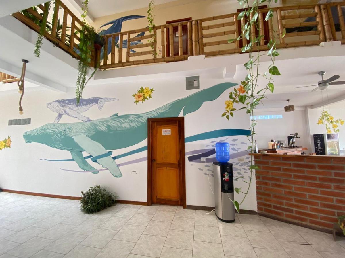 Whale House Hotel Puerto López المظهر الخارجي الصورة